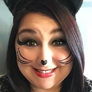 Meet your Posher, Roxanne